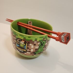 Minecraft Grass Block Ramen Bowl 2025 chopsticks & Spoon set 20 oz. No box EUC